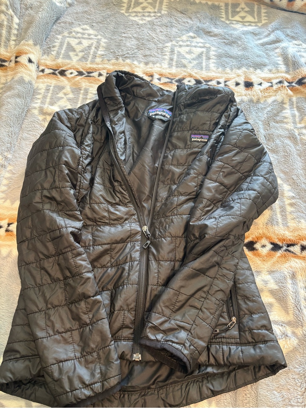 Patagonia Women's black Quilted Puffer Jacket